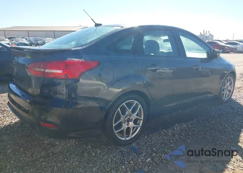 2015 Ford Focus Se z USA, uszkodzony, nr VIN 1FADP3F24FL268361
